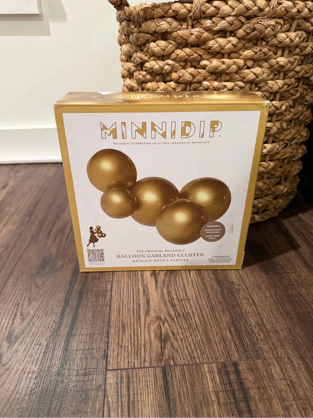 MINNIDIP Balloon Garland 5
Cluster in Gold Metallic new